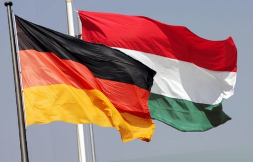 Njemačka Mađarska zastava