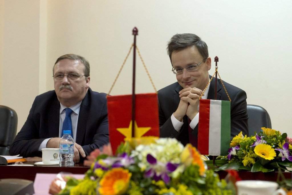 Hungarys Foreign Minister To Visit Vietnam X