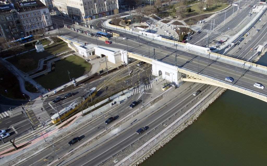 Fonodo Tram Bkv Bkk X