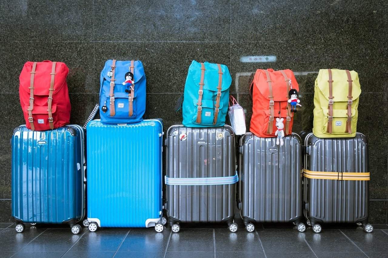 călătorii-turism-deplasare bagaje