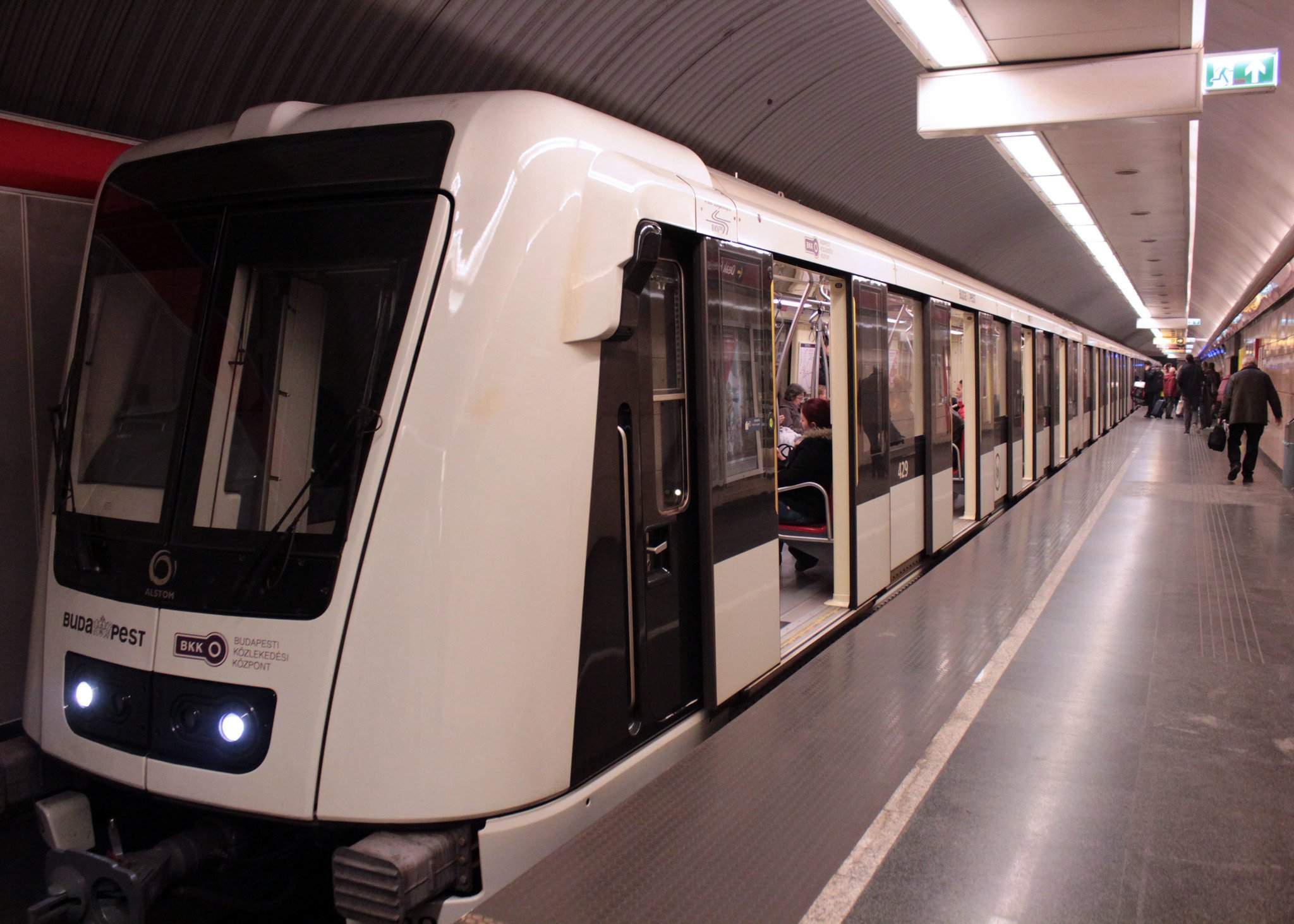 bkk-m2- مترو بودابست ألستوم