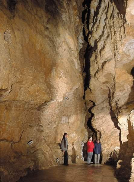 печера szemlő1