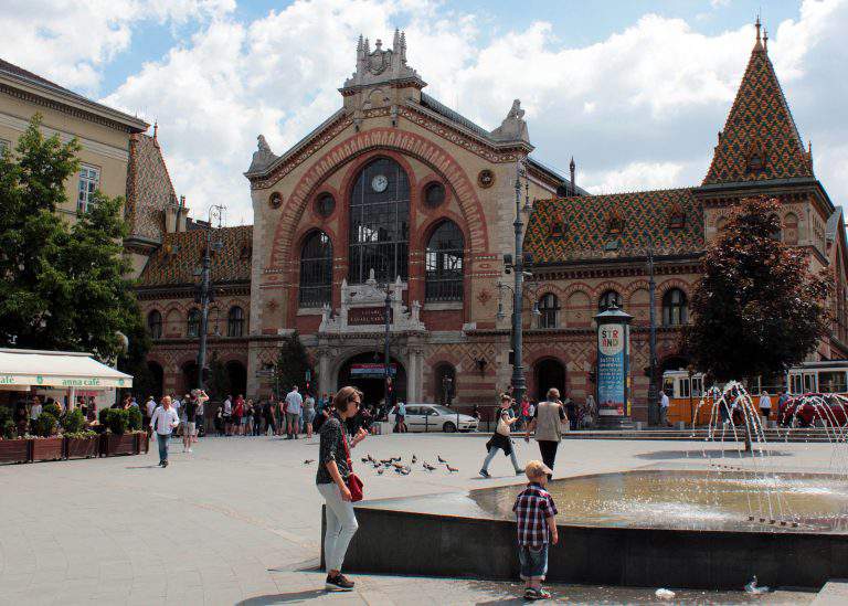 Fővám tér square Great Market Hall vásárcsarnok