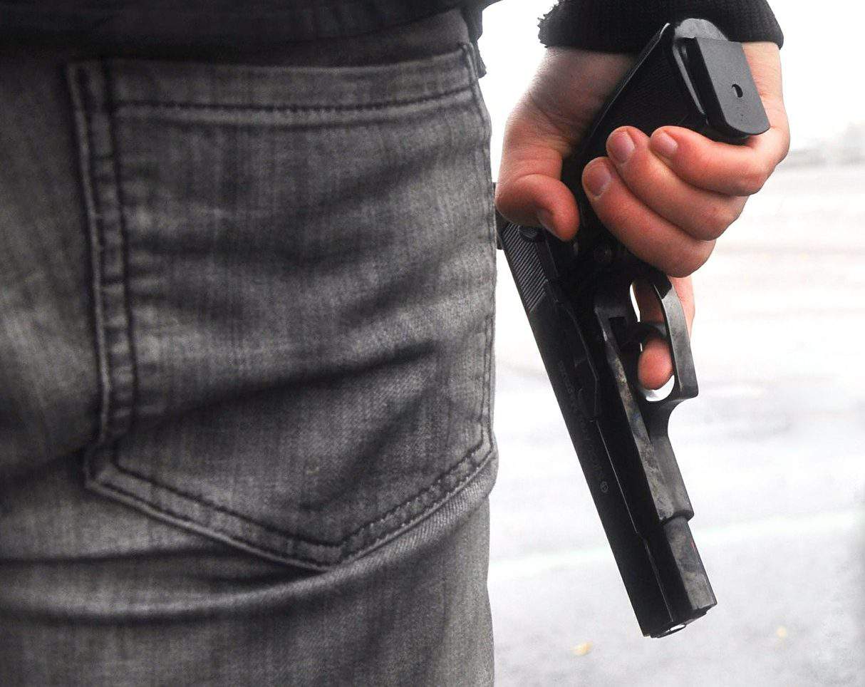 #pistolă #crimă #criminală #pecs #ungaria