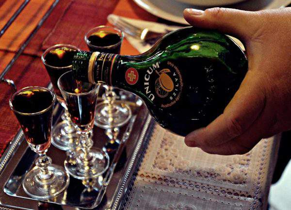 CNN: The history of Unicum, the famous Hungarian bitter - Daily News ...