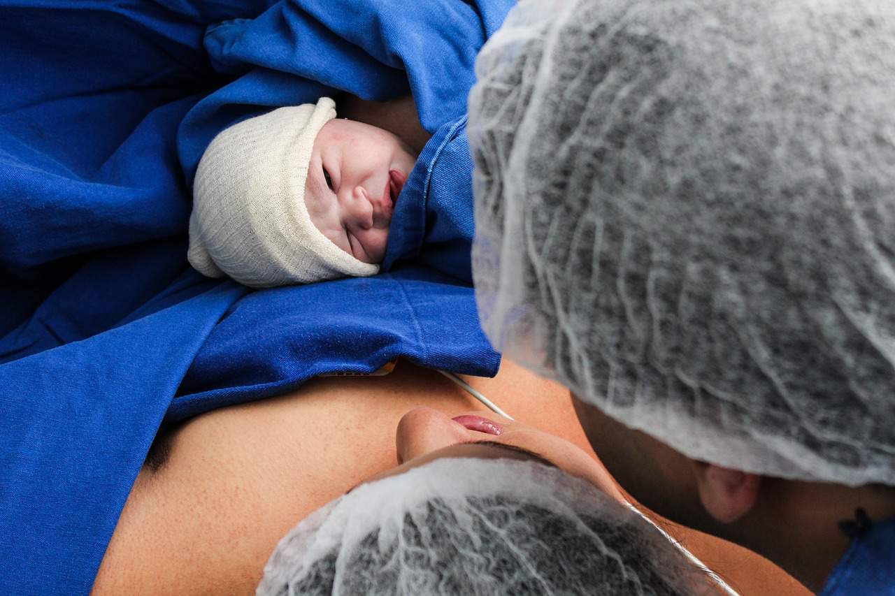 baby hospital hungarians people birth