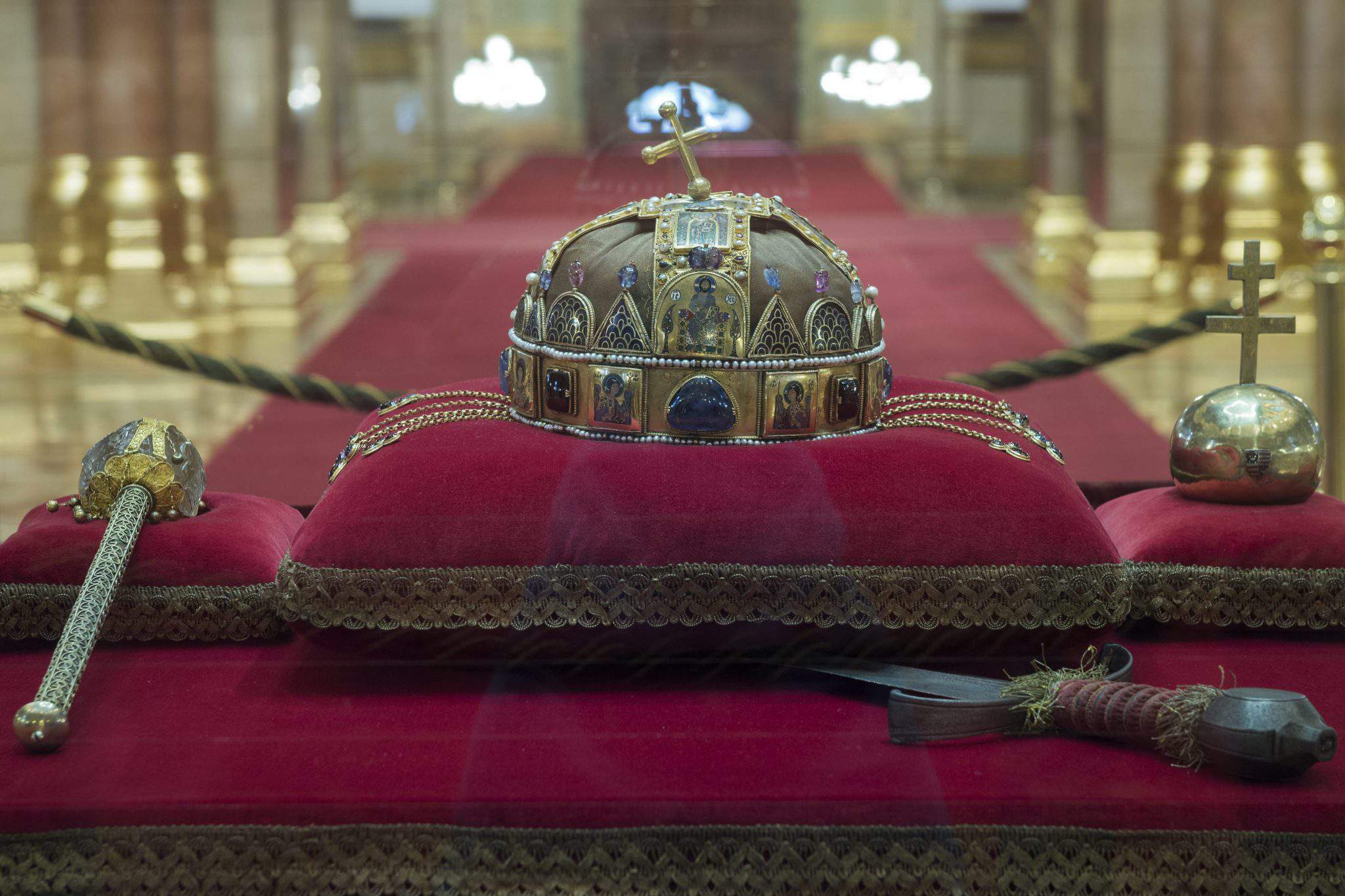 святая корона венгрия