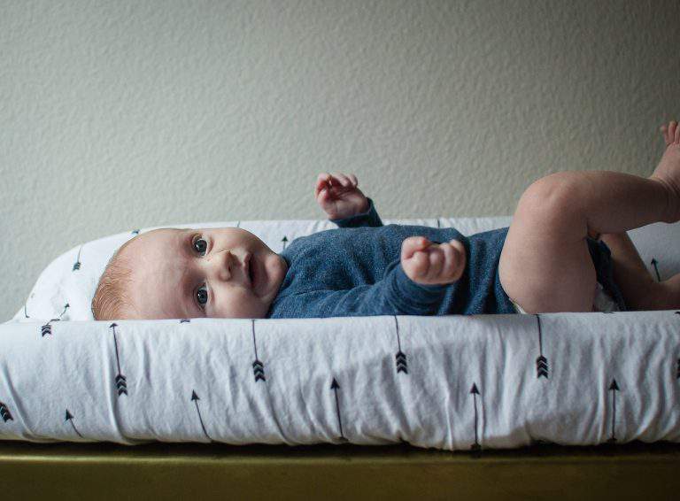 baby health care hospital changing table