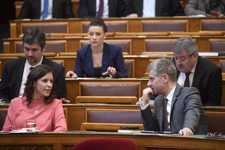 hungary parliament women