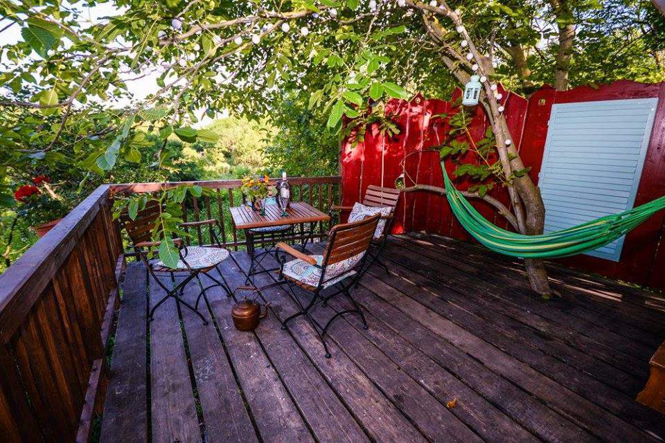 treehouse nature accommodation