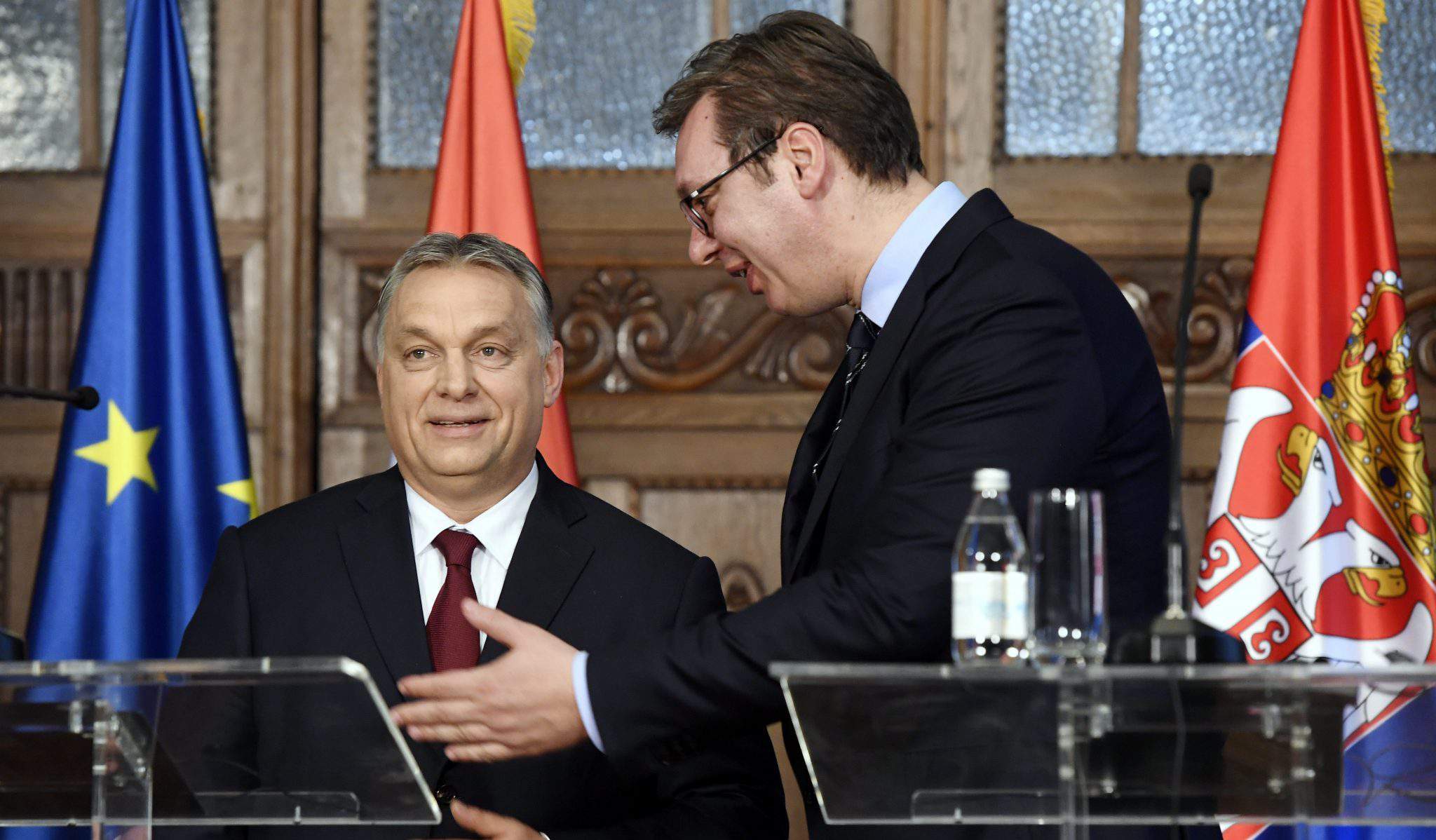 Orbán Vucic Serbia étnica