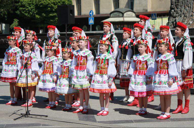 ukrainian ruthenian ethnic folklore