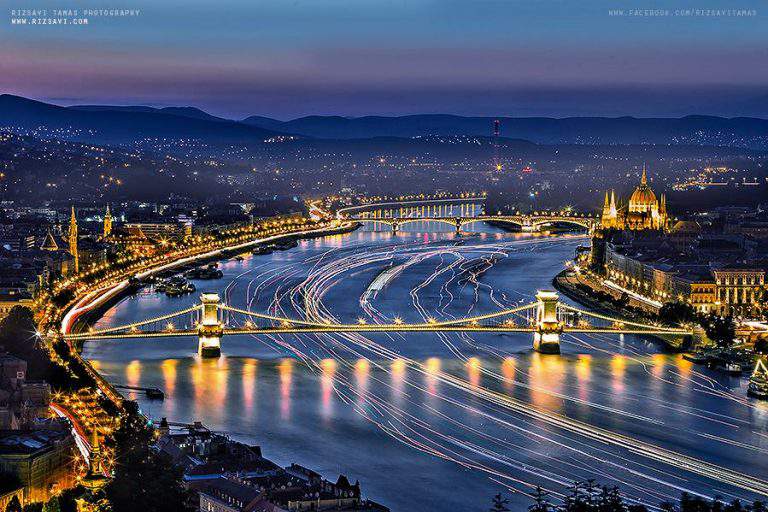 Budapest city lights tourism