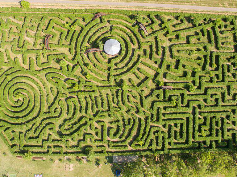 maze labyrinth ópusztaszer csillagösvény