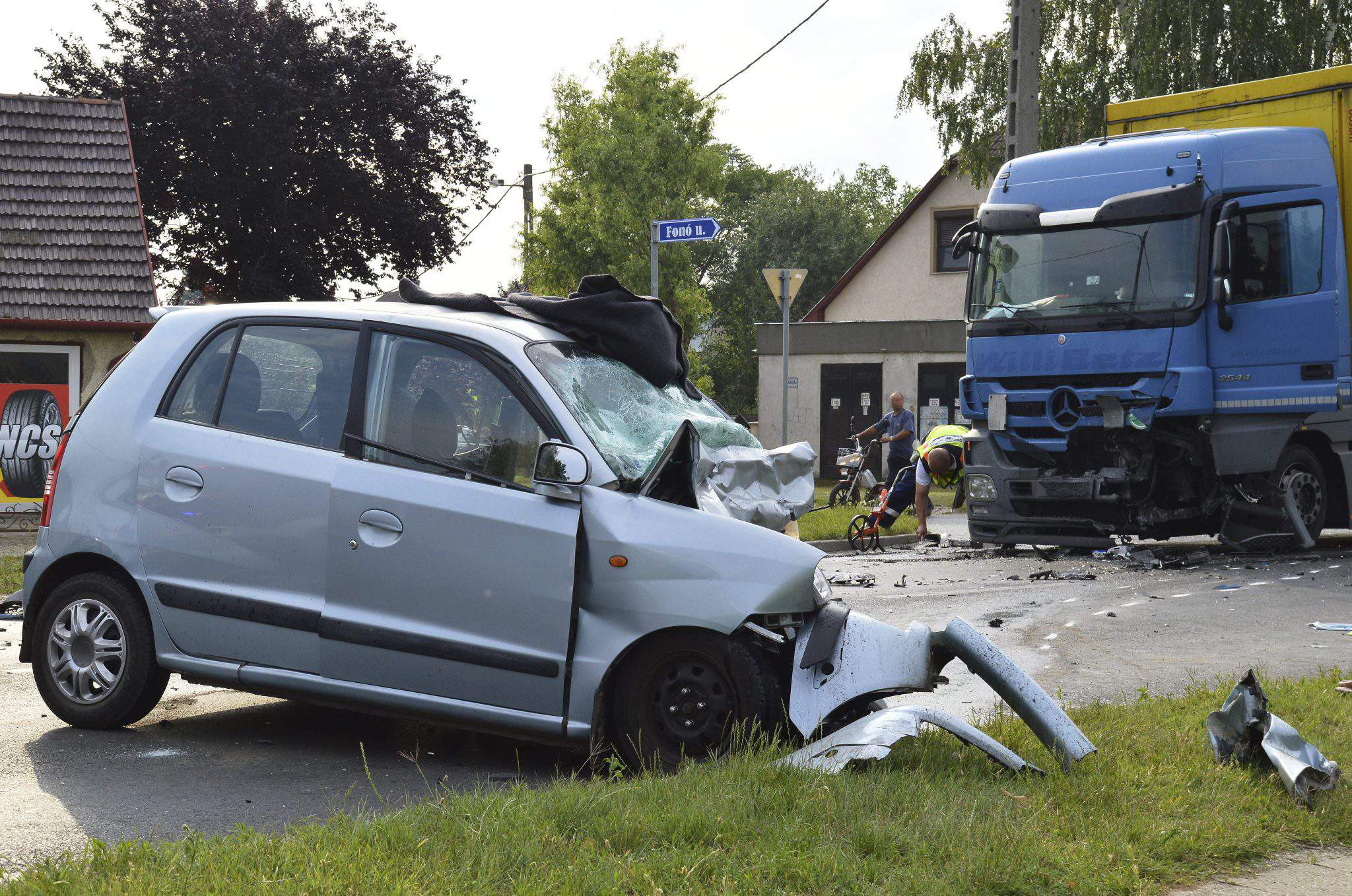 accident car transport road