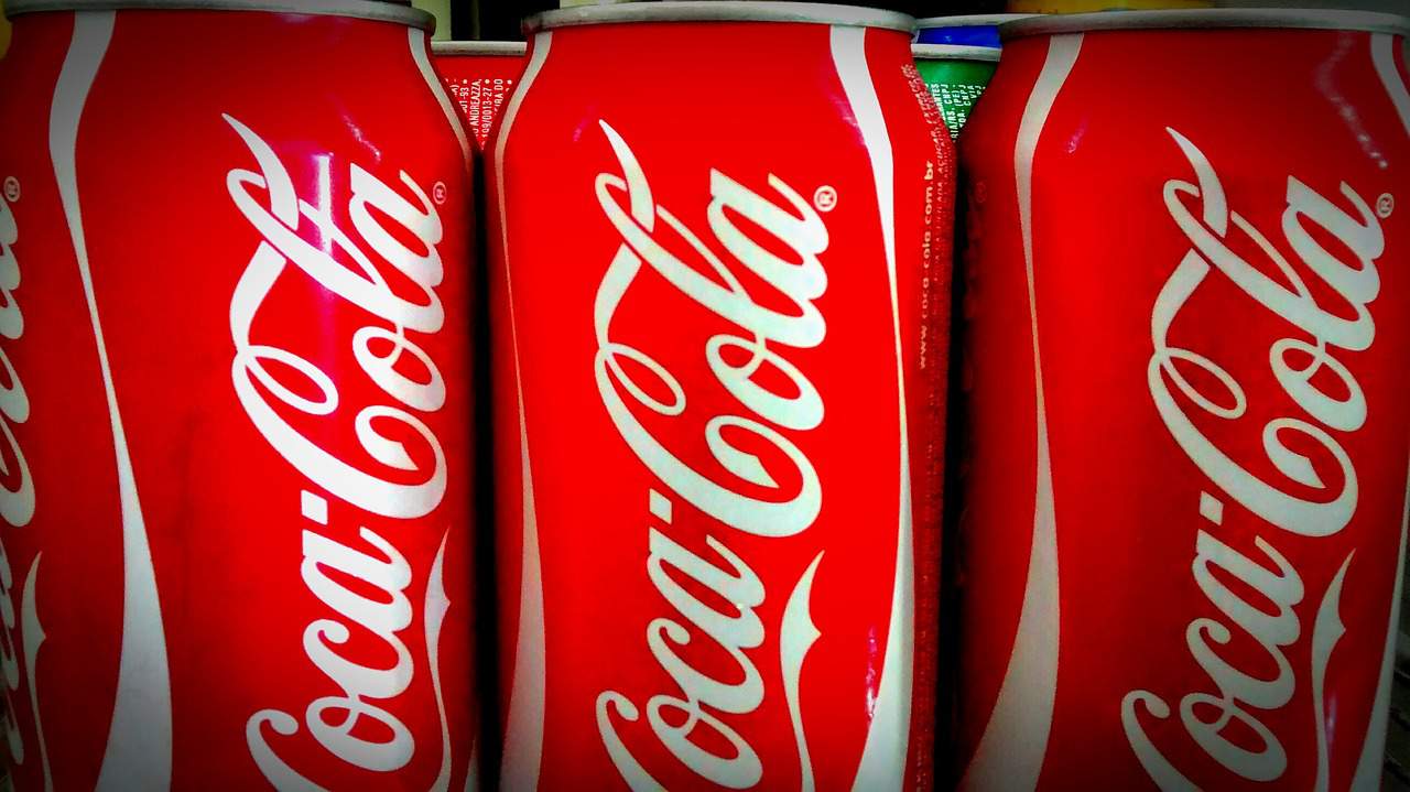 marca de bebida coca cola
