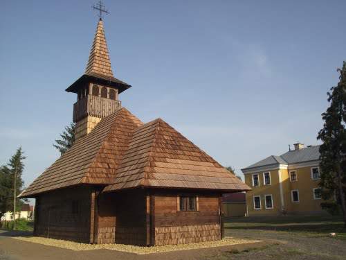wooden church Mariapocs