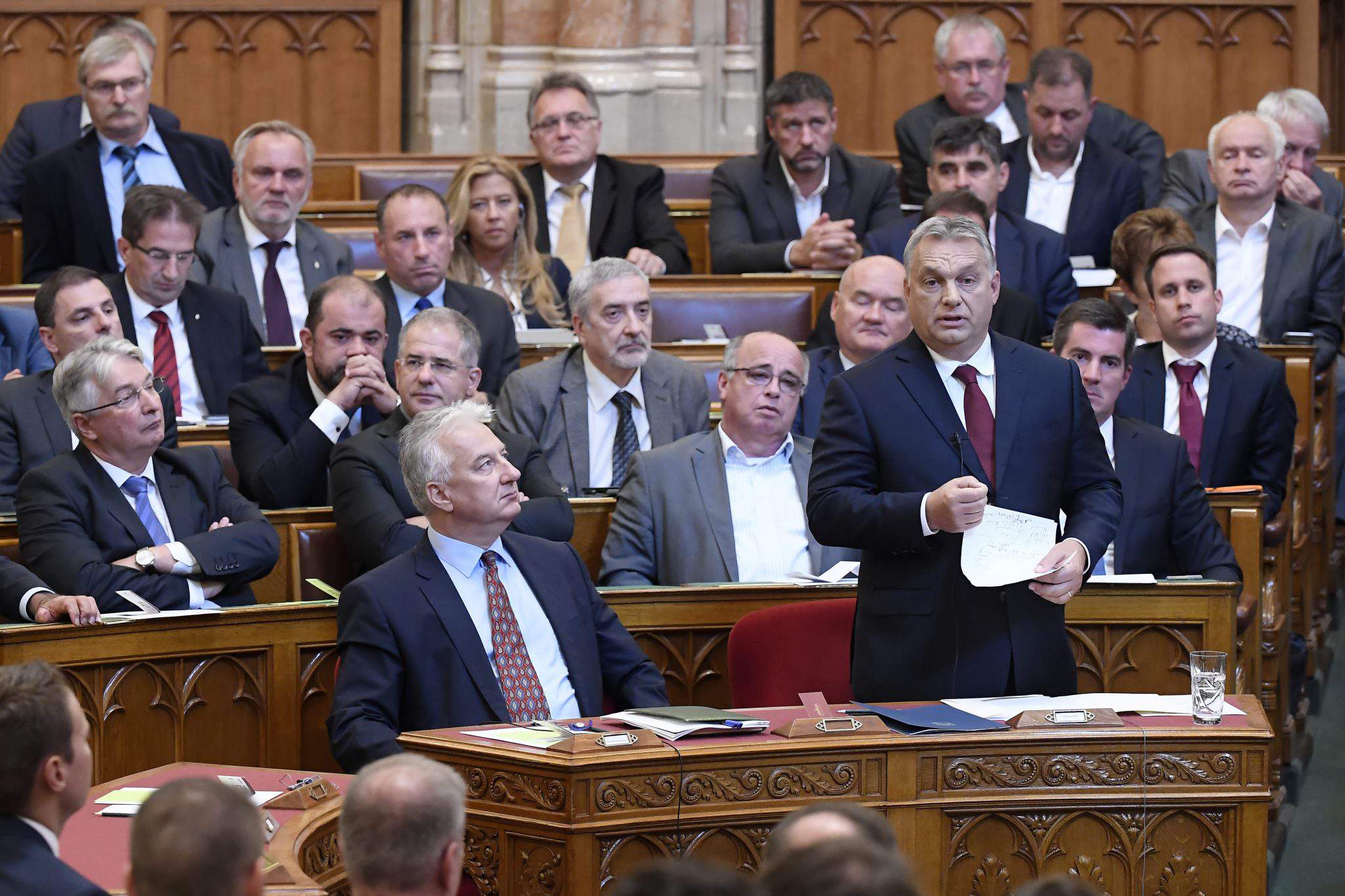 Discurso en el parlamento de Orbán