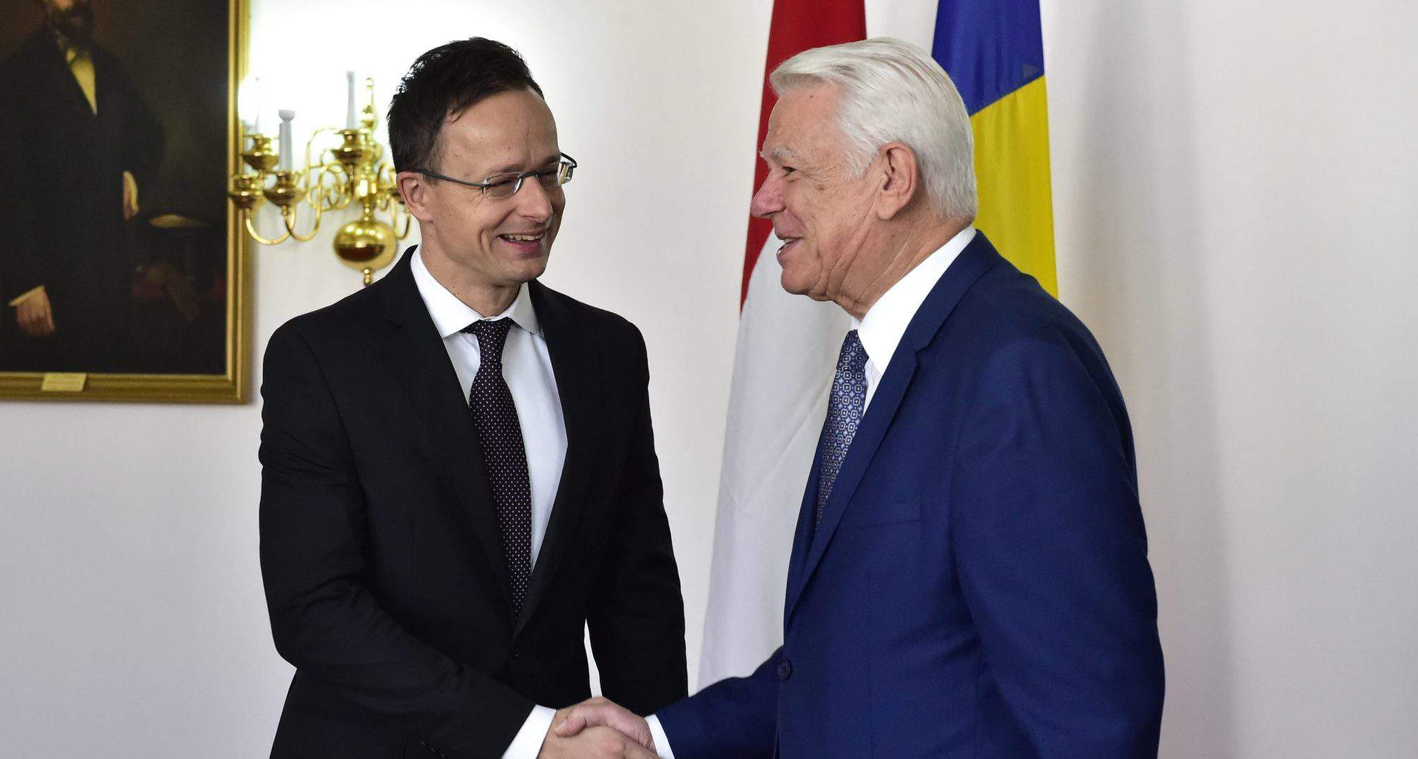 रोमानिया हंगरी विदेश मंत्री
