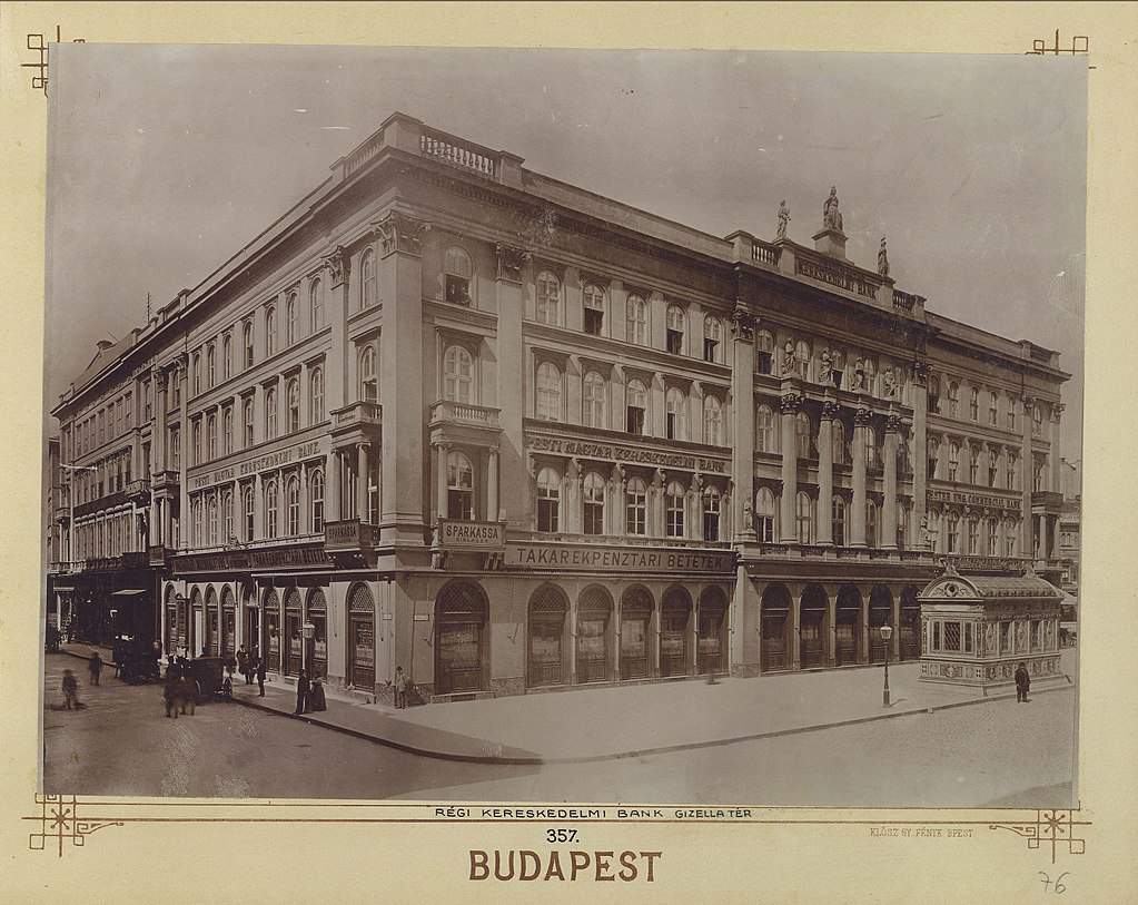 old, square, Budapest, building