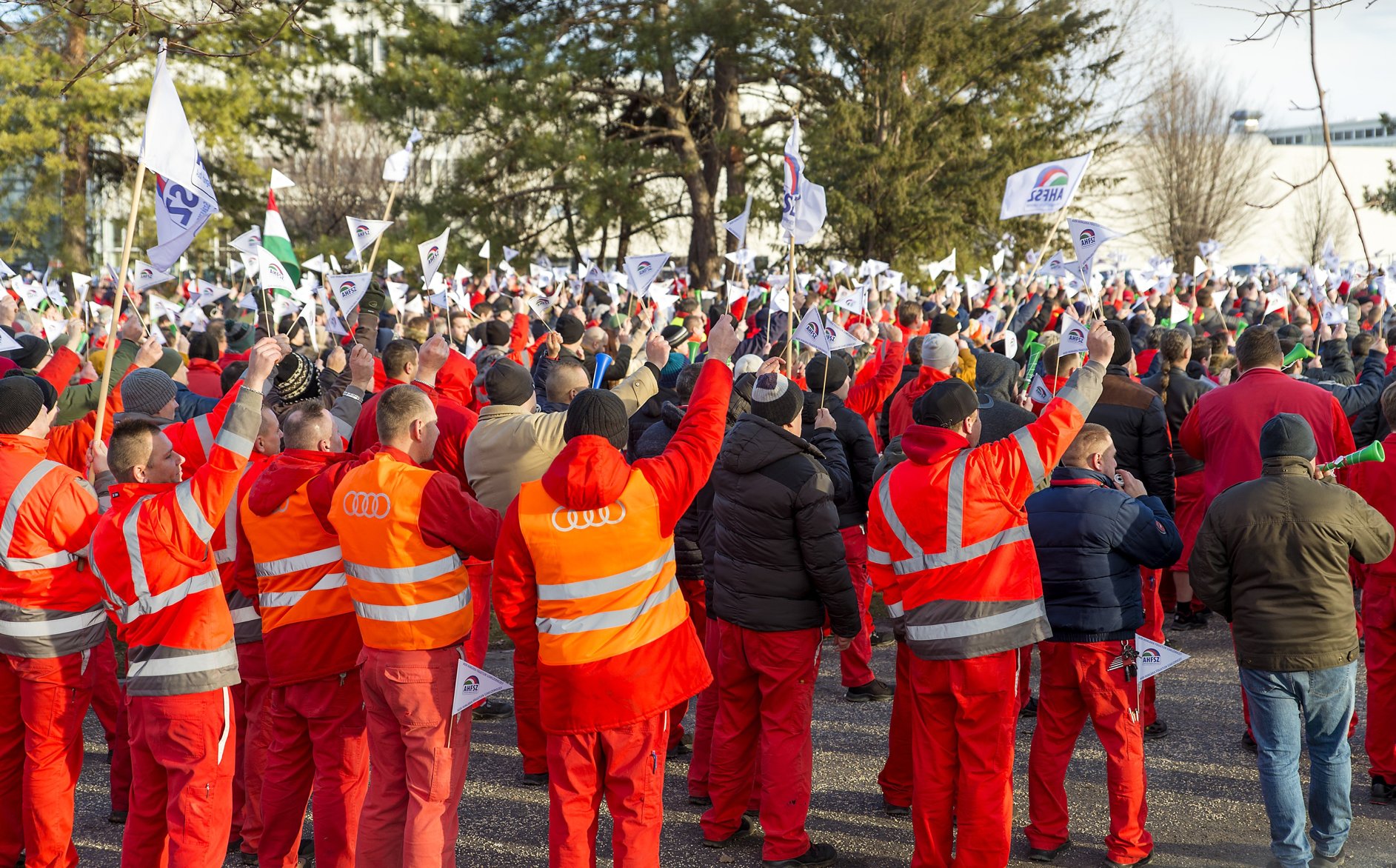 audi strike Hungary győr