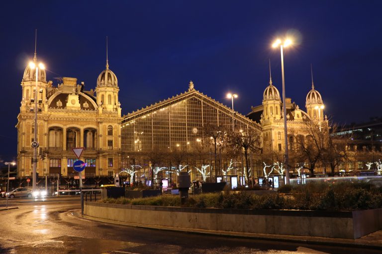 nyugati railway station