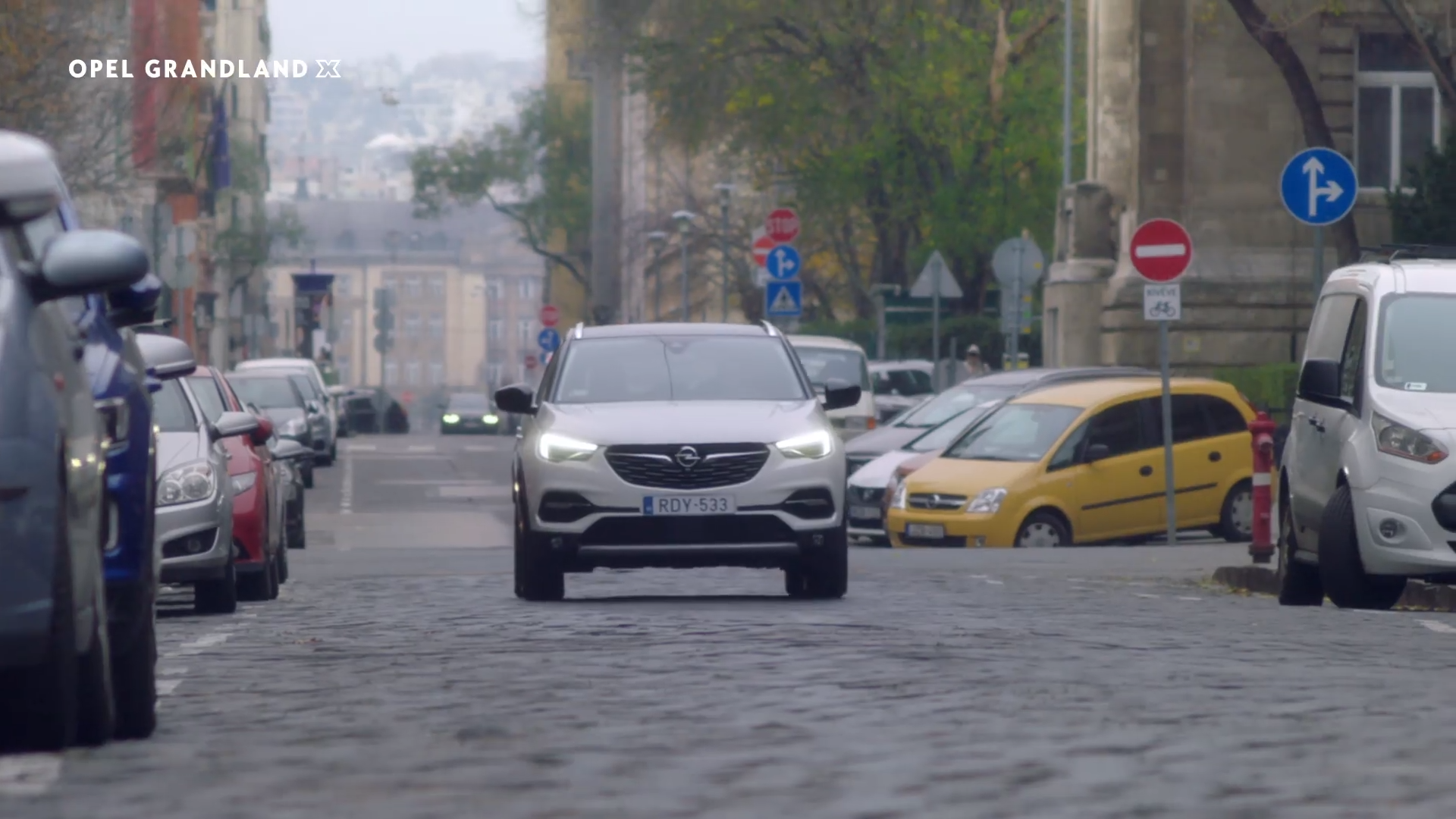 Opel, коммерческий, Будапешт, Facebook, видео