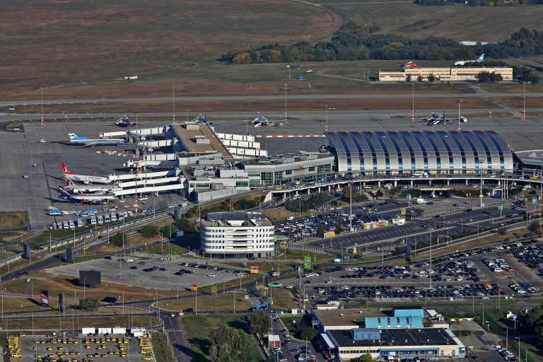 budapest airport 2019