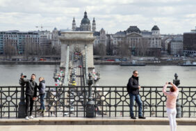 tourism Budapest Hungary Chain Bridge kató alpár