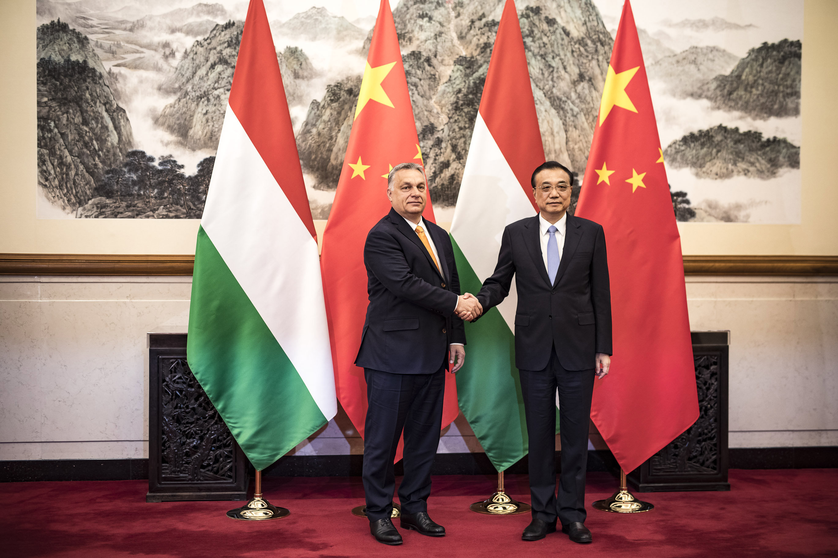 Ungaria China o centură