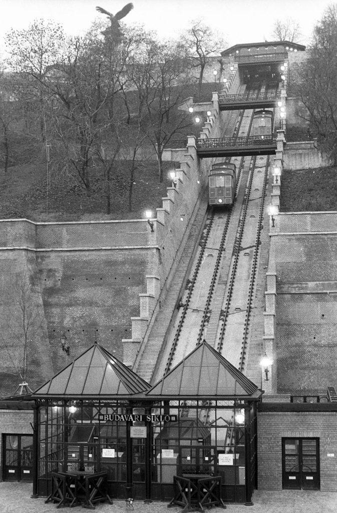 Buda Castle Hill Funicular, Budapest, transportation