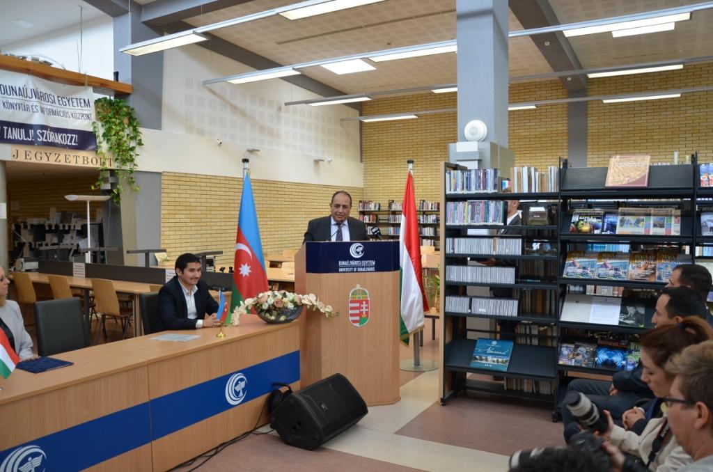 Azerbaijani book corner opened in Hungary Dunaújváros University