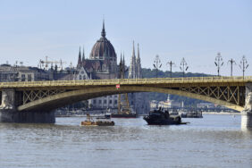 Ship collision danube budapest hungary