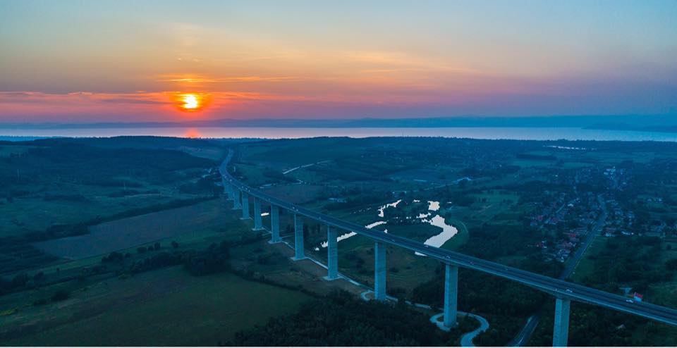 ハンガリーの橋の高架橋