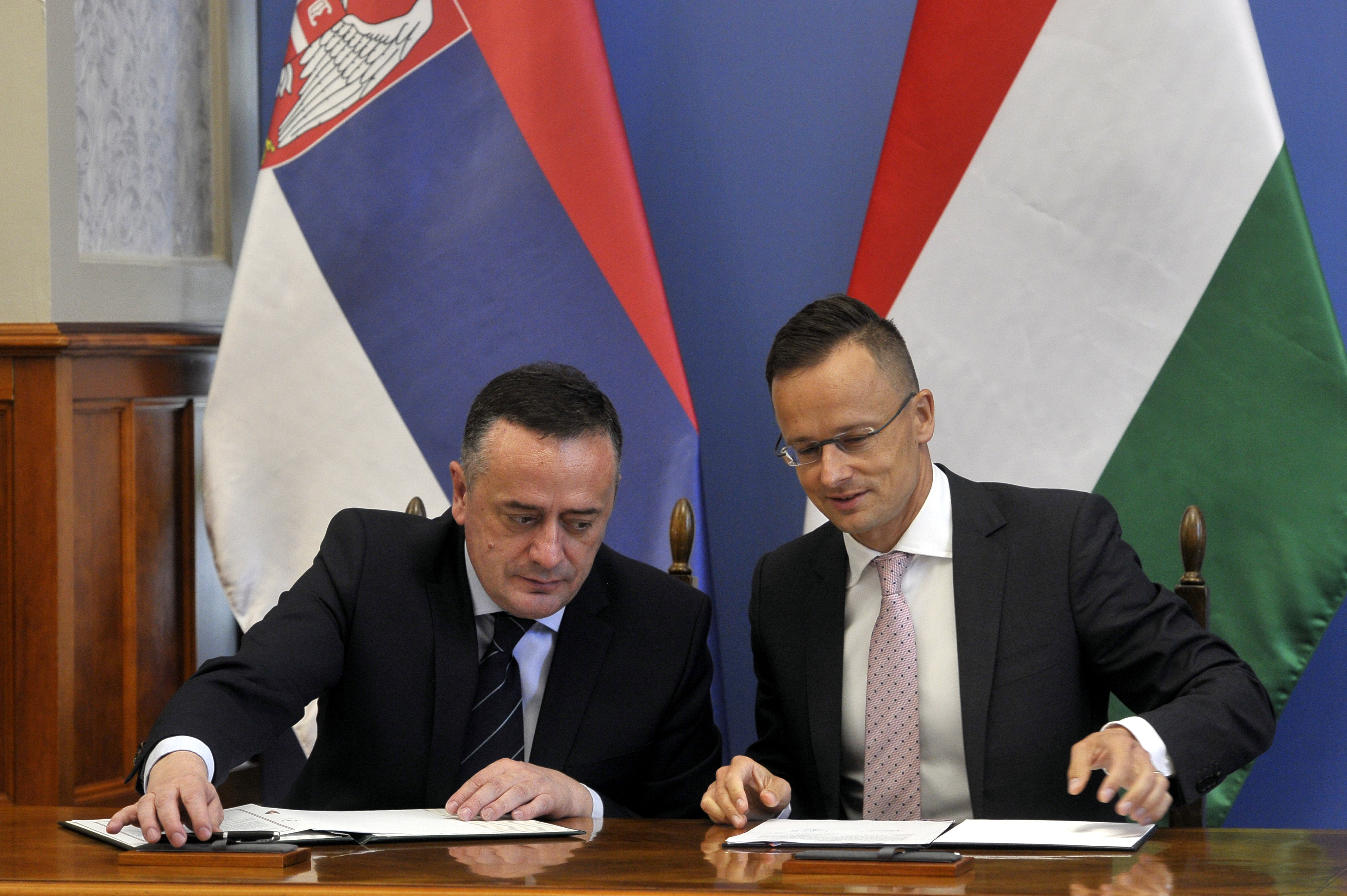 Hungary, Serbia agree to build gas interconnector