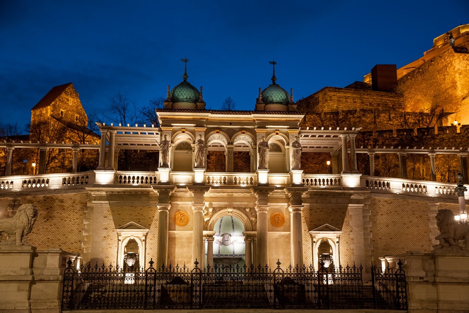 várkert bazár castle garden bazaar budapest