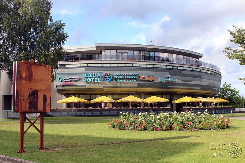Hungarian Water Park Among Top 10 In Europe