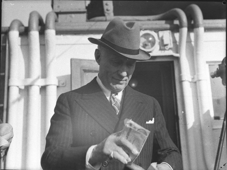 Adolph Zukor, Hungary, Hollywood