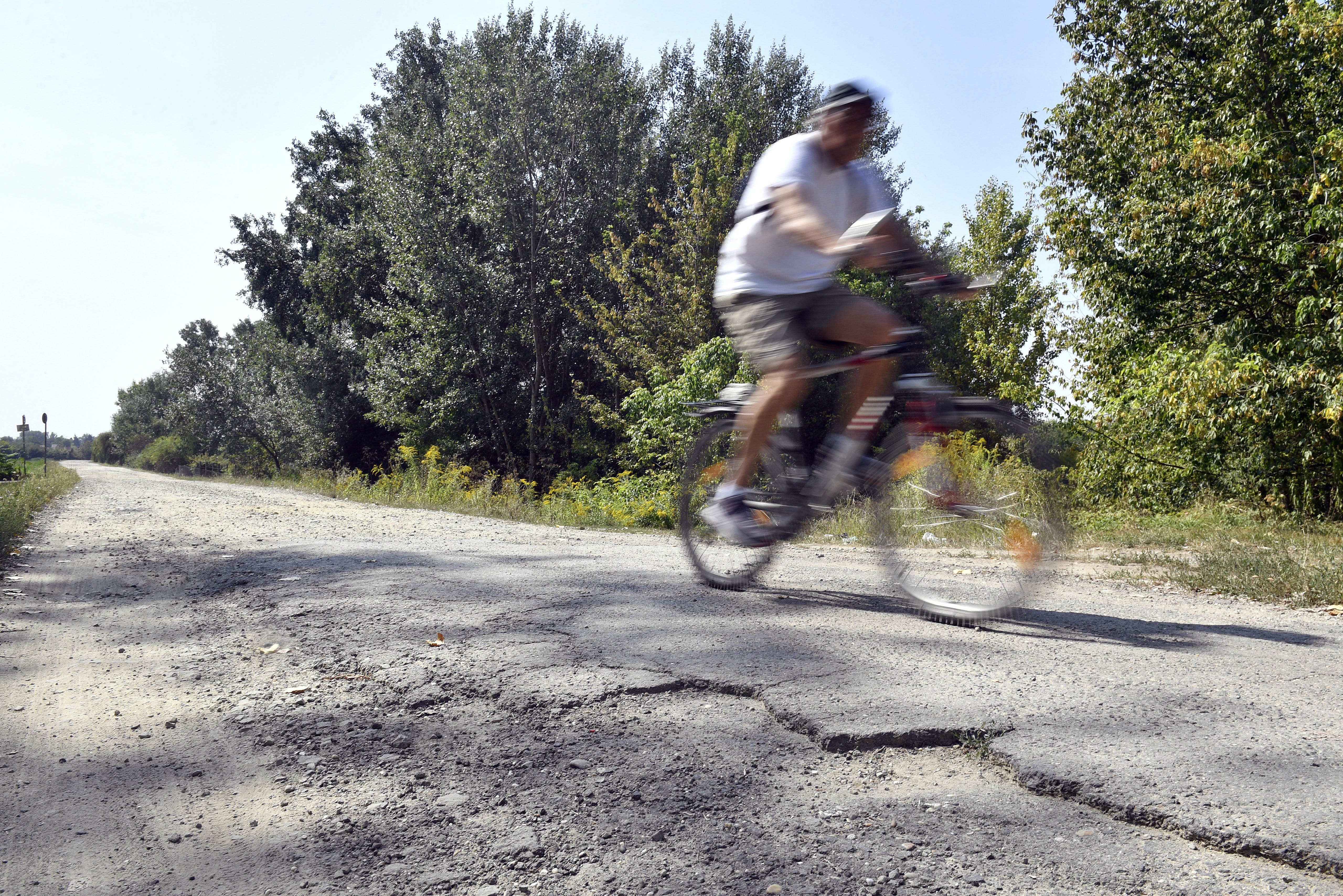 new cycling lane szentendre