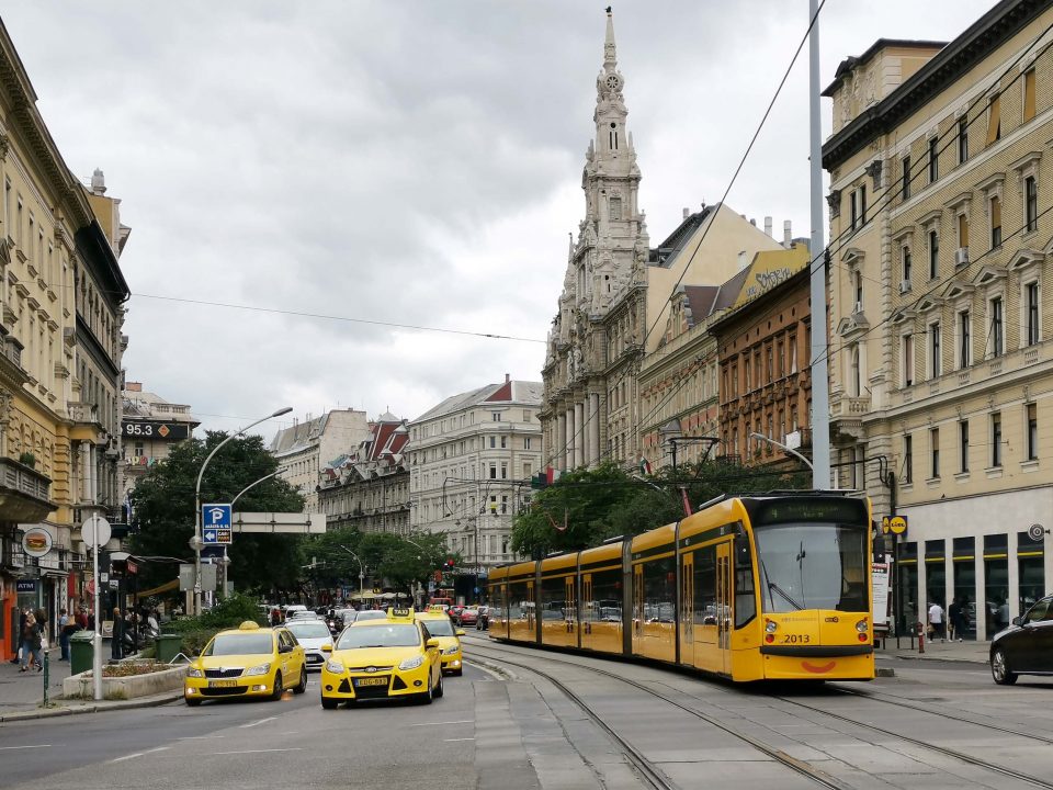 यातायात बुडापेस्ट हंगरी परिवहन bkk bkv