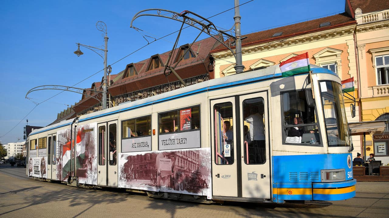 Debrecen_hungary_1956-tram