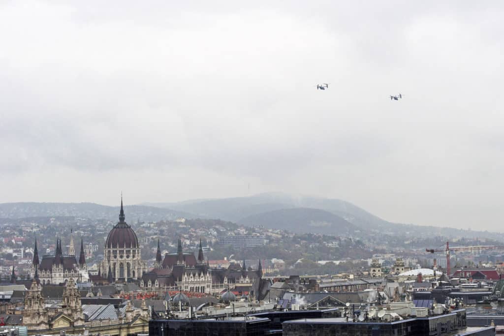 CV-22B Osprey - Un avion spécial de l'US Air Force a survolé Budapest.