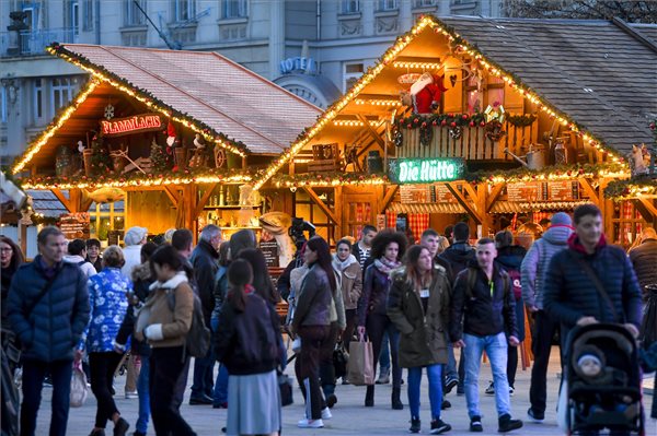 debrecen advent market