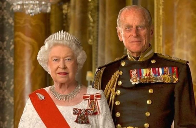 regina Elisabeta a II-a Regală Angliei