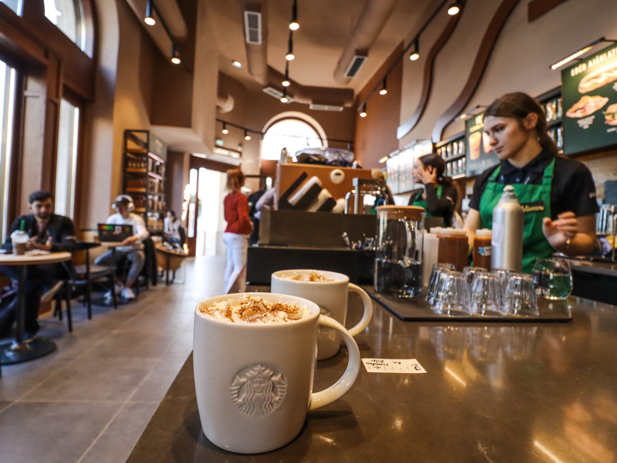 starbucks Hungary budapest