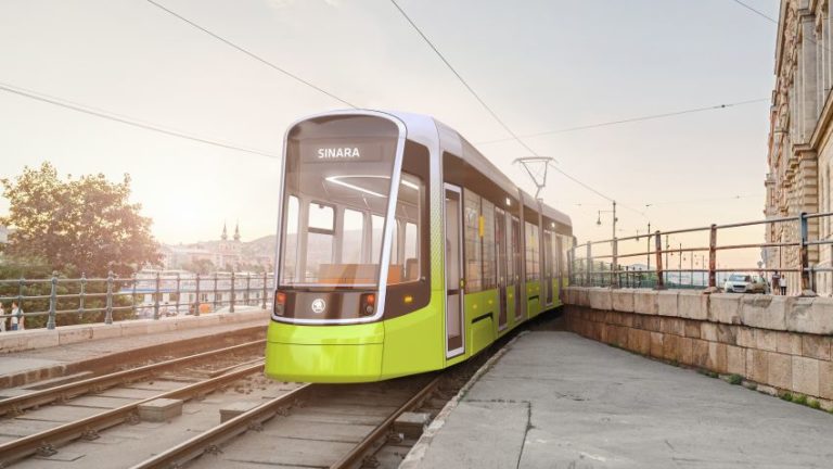 Budapest Russian Tram Széchenyi Square