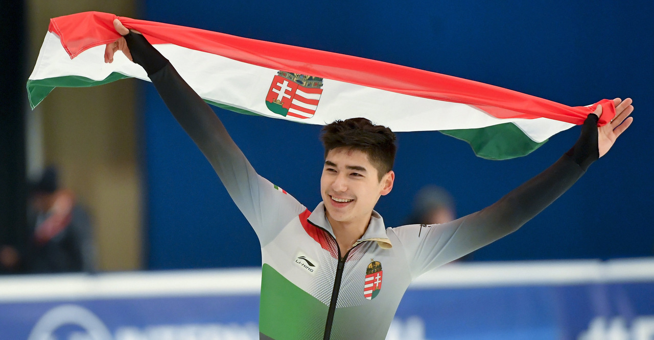 Das ungarische Eislauf-Ass Shaolin Sándor Liu gewann das Finale der Männer über 1,000 m in Debrecen