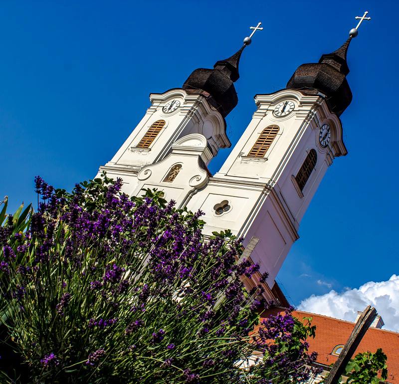 balaton tihany lavander church