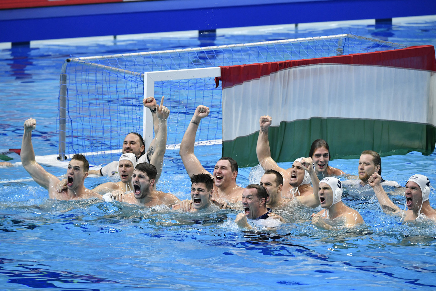 чемпионы Венгрии по водному поло