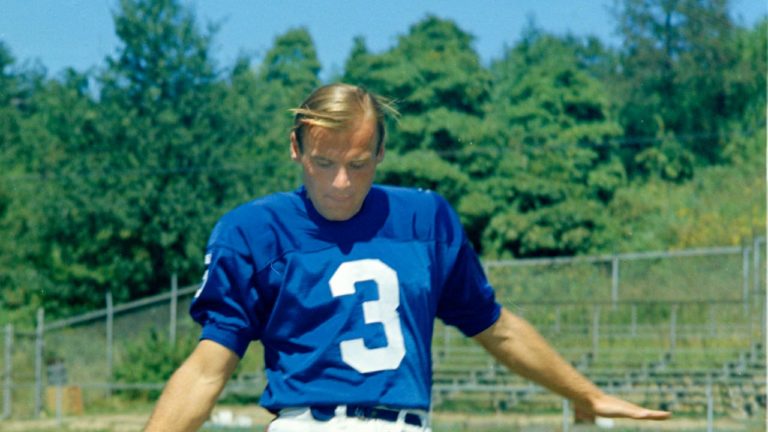 Pete Kornel Gogolak Hungarian American Football Player New York Giants